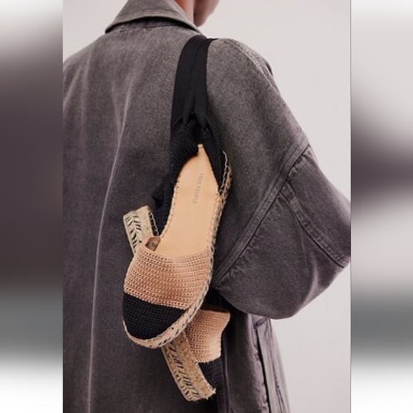 Free People Island Time Wrap Espadrilles Size 38 EU / 7.5 - 8 US NWT - Picture 2 of 7